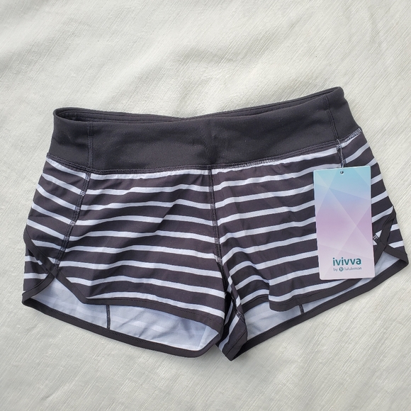 Ivivva girls 14 speedy shorts - Picture 1 of 4